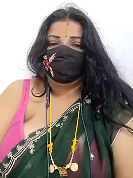 lathikaqueentamil Image 2