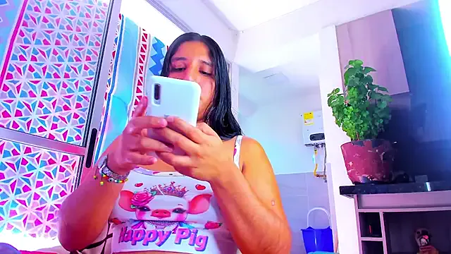 its_amesha – webcam model profile photo Image 13