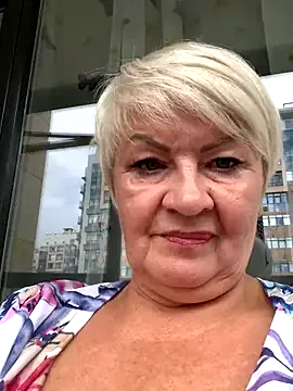 Megu_Melon – webcam model profile photo Image 10