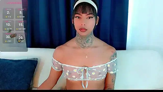 roouse – webcam model profile photo Image 17