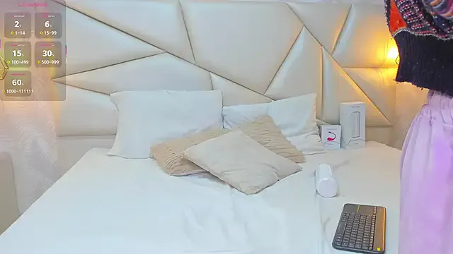 laurettedela_rouse – webcam model profile photo