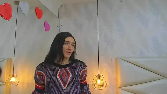 Emily_brown04 – webcam model profile photo Image 3