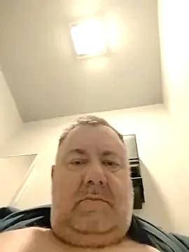  – webcam model profile photo Image 14