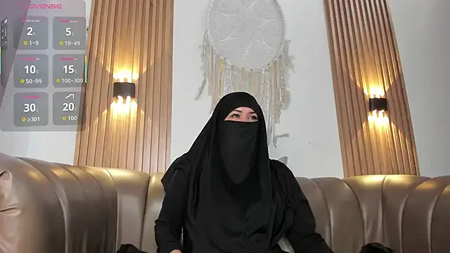 angelinepossy – webcam model profile photo Image 16