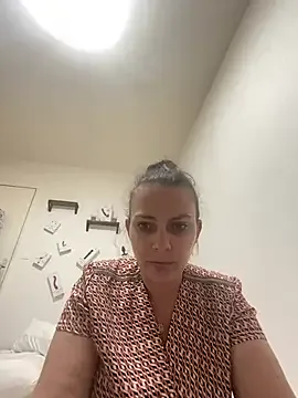 winter11 – webcam model profile photo Image 2