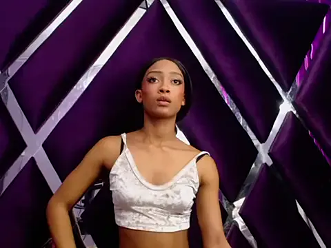 hina_porn – webcam model profile photo Image 2