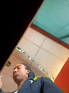 Mia--meow – webcam model profile photo Image 6