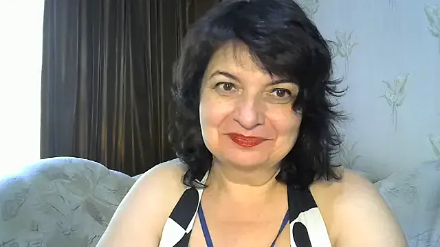 – webcam model profile photo Image 7