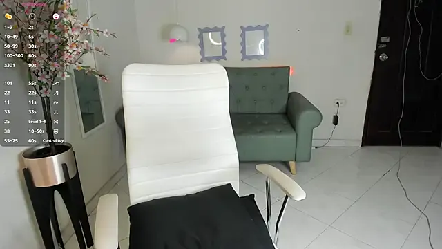 Nonchan_ – webcam model profile photo Image 15