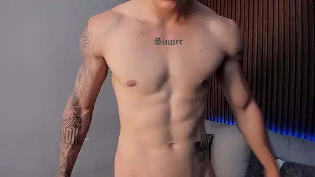 Mia--meow – webcam model profile photo Image 10