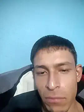  – webcam model profile photo Image 13