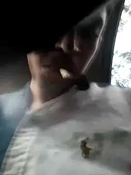  – webcam model profile photo Image 17