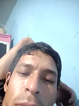  – webcam model profile photo Image 7