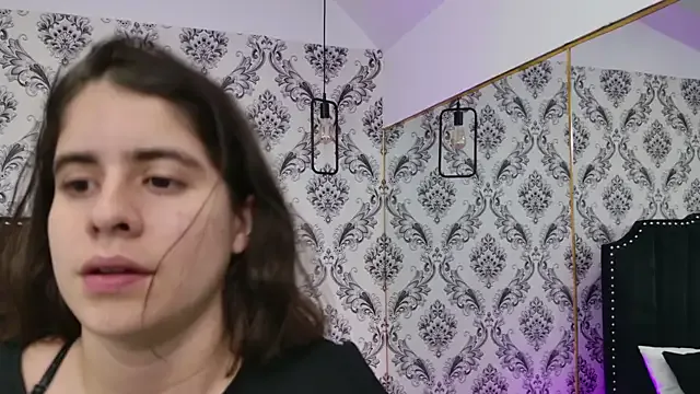 Queen_Doll – webcam model profile photo Image 14