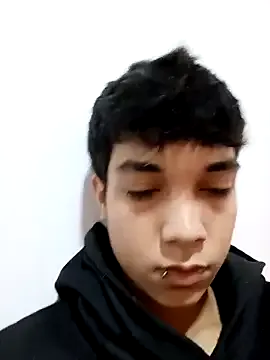 seraphine23 – webcam model profile photo Image 4