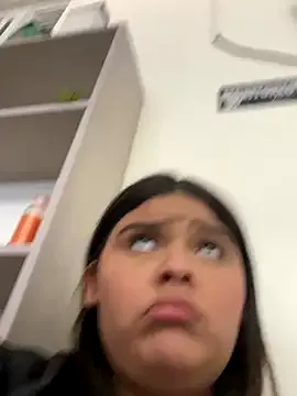 oxo_yuna_oxo – webcam model profile photo Image 8