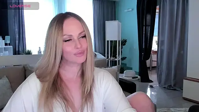 Libby_Nora Image 2