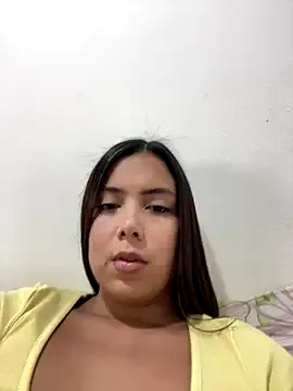 _Alice_1 – webcam model profile photo Image 14