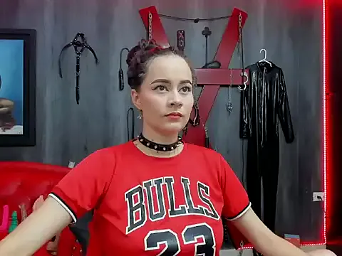 nina520 – webcam model profile photo Image 8