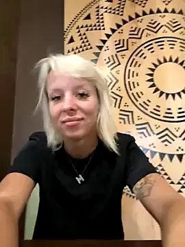 Sofiyaa_39 – webcam model profile photo Image 6