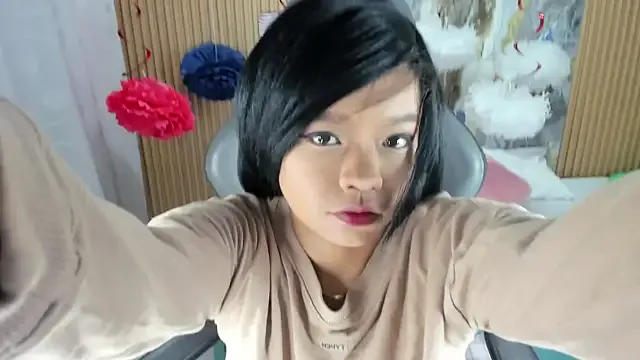 nina520 – webcam model profile photo Image 14