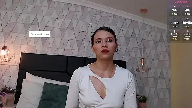 Zoey_it – webcam model profile photo Image 17