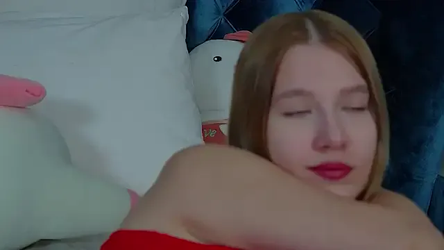 roouse – webcam model profile photo Image 10