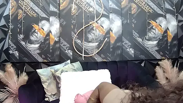 licky_lu – webcam model profile photo Image 4