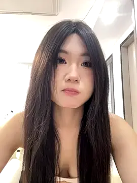  – webcam model profile photo Image 8
