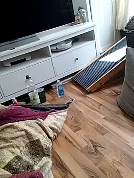 Lina_Squirts – webcam model profile photo