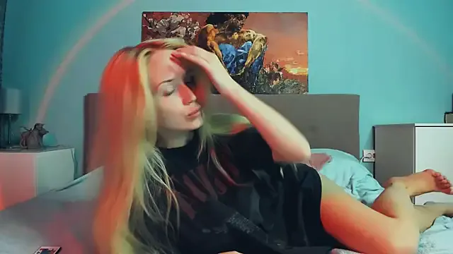 Nonchan_ – webcam model profile photo Image 3