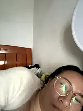 TweetiePieXXX – webcam model profile photo Image 18