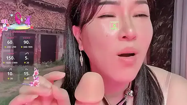 TweetiePieXXX – webcam model profile photo Image 8