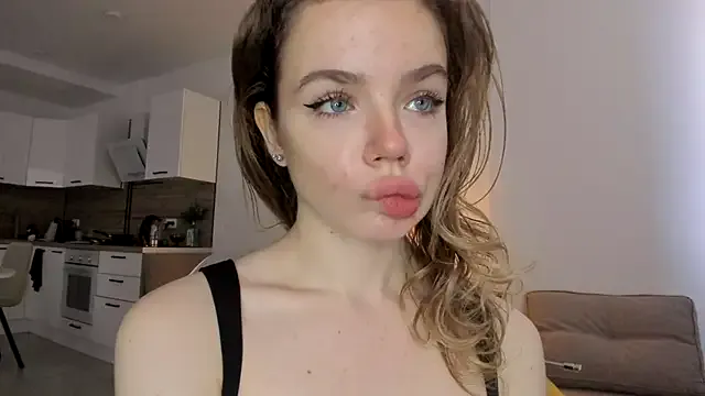 DemetraSadahiro – webcam model profile photo Image 13