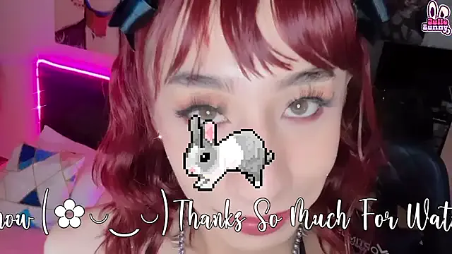 Musae – webcam model profile photo Image 11