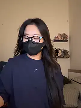 hina_porn – webcam model profile photo Image 7