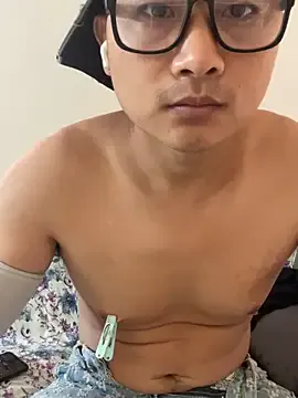 STxuguanhan – webcam model profile photo Image 5