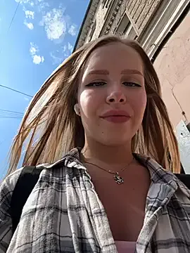 Liza_risky Image 17