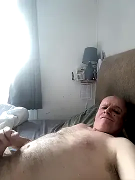VIKITOMMY – webcam model profile photo Image 13