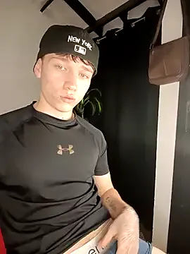 otouhu76 – webcam model profile photo Image 17