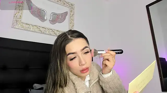 Dalou3a-69 – webcam model profile photo Image 12