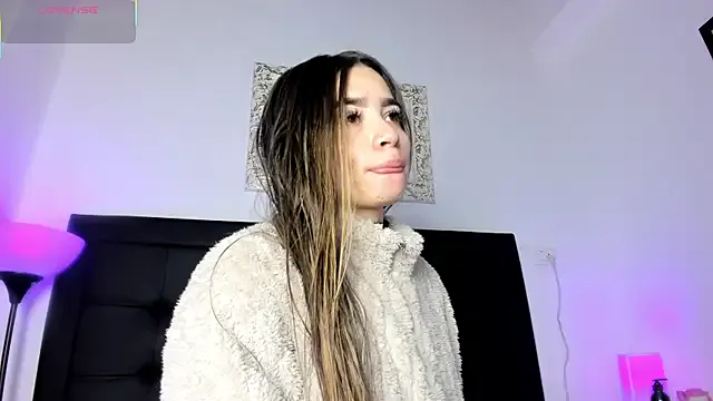 Dalou3a-69 – webcam model profile photo Image 14