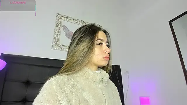 Dalou3a-69 – webcam model profile photo Image 17