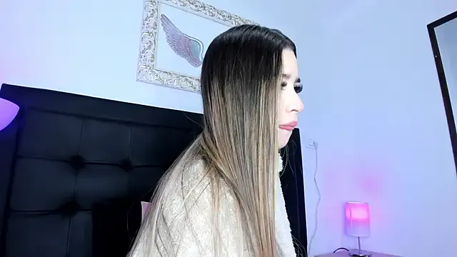 Dalou3a-69 – webcam model profile photo Image 4