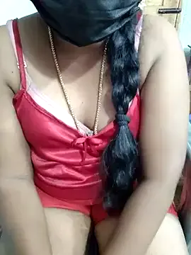 seraphine23 – webcam model profile photo Image 4