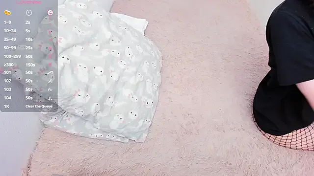 Yui-Ch – webcam model profile photo Image 10