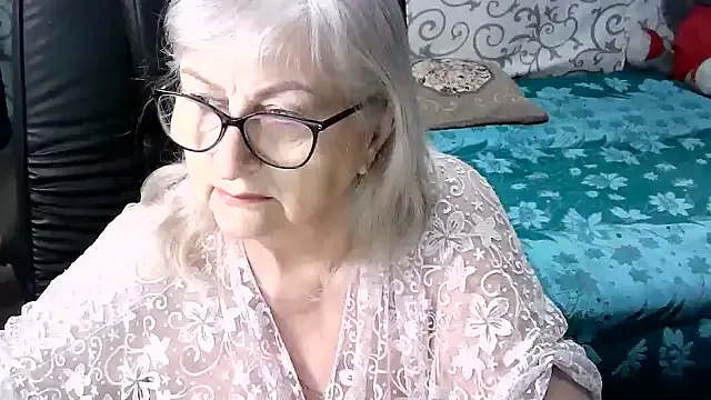 analsweets22 – webcam model profile photo Image 8