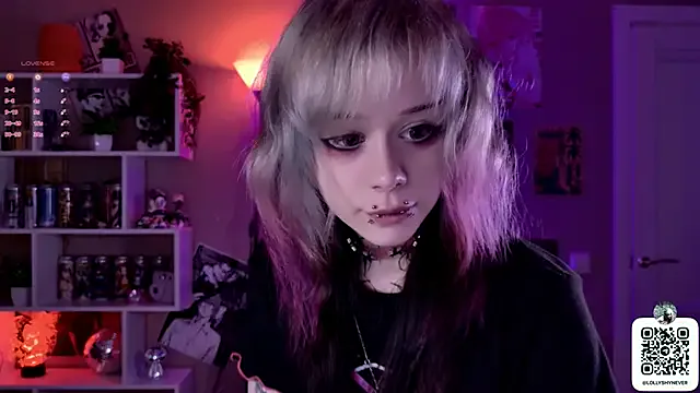 Faidraishere – webcam model profile photo Image 2