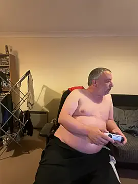 dirtypub – webcam model profile photo Image 9