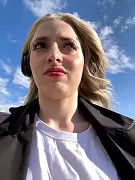 LoraaDoll Image 12